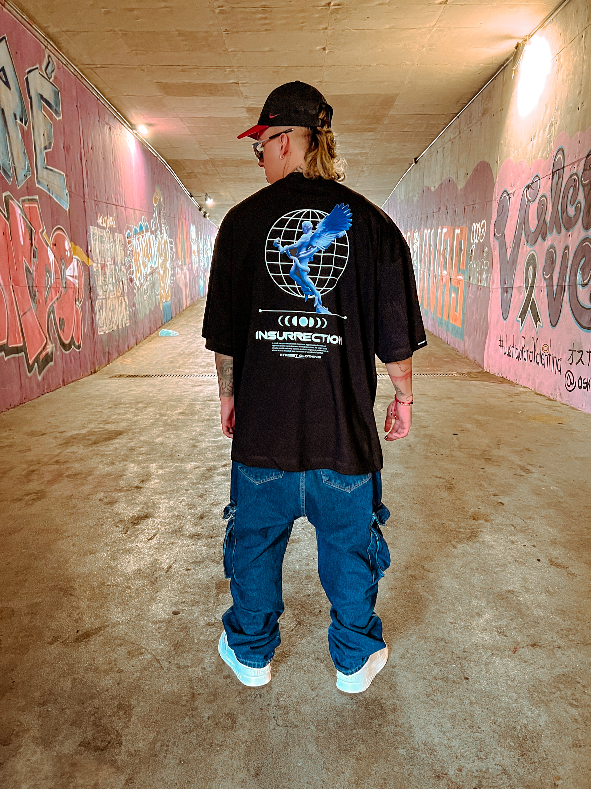 Camiseta Oversize Angel Morado Negra Camiseta Oversize Angel Morado Negra