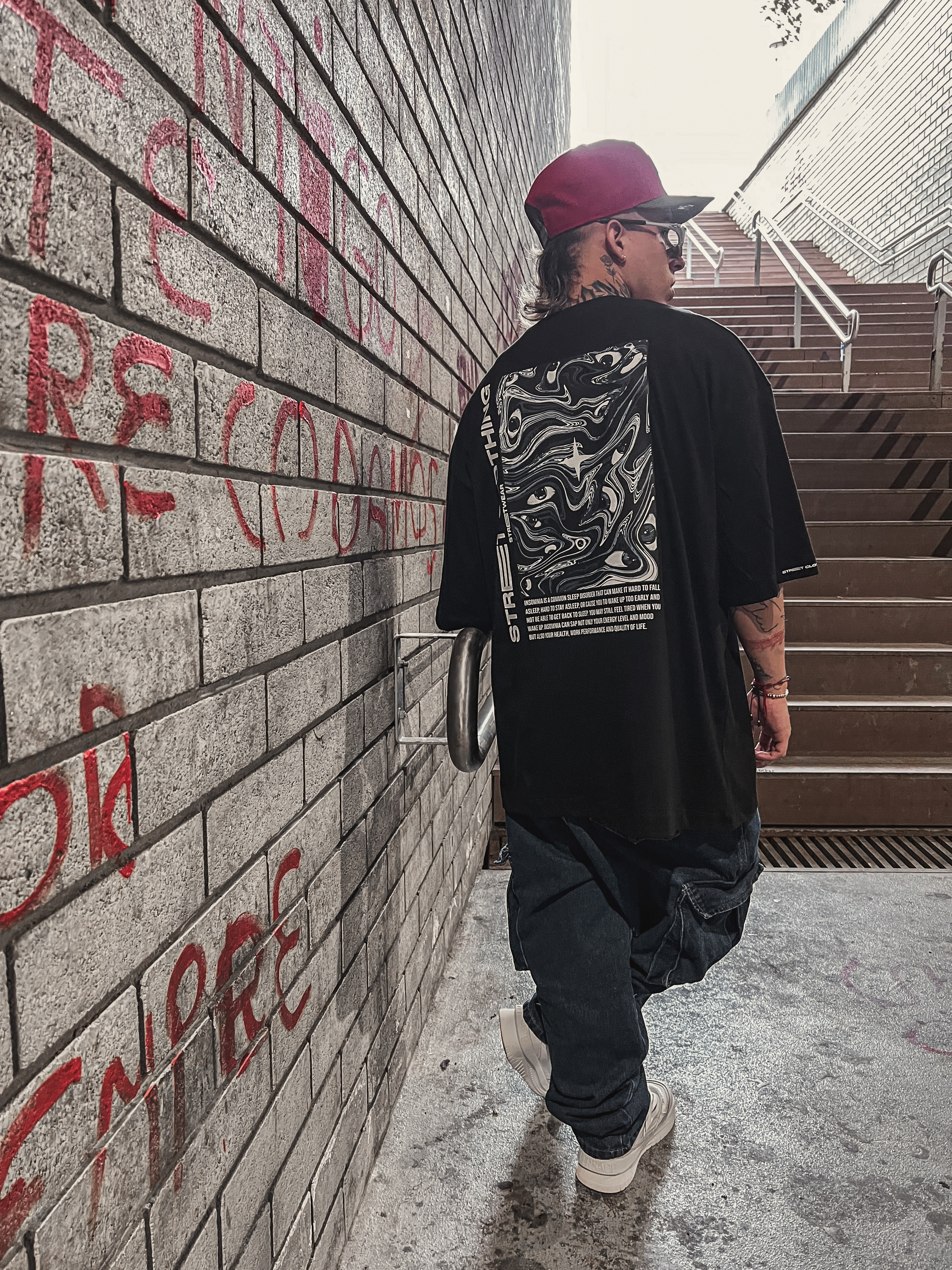 Camiseta Oversize Insomnia Negra Camiseta Oversize Insomnia Negra