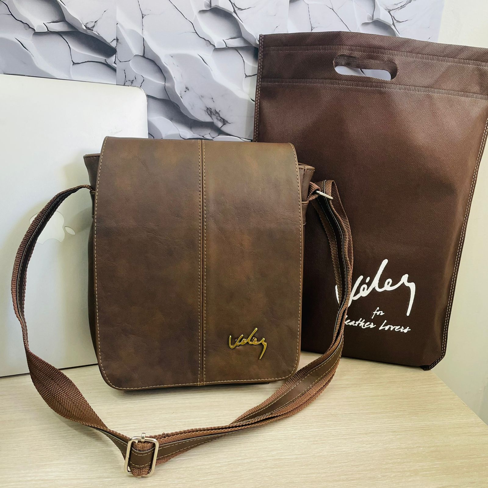 Bolso Carriel De Cuero Galahad Bolso Carriel De Cuero Galahad