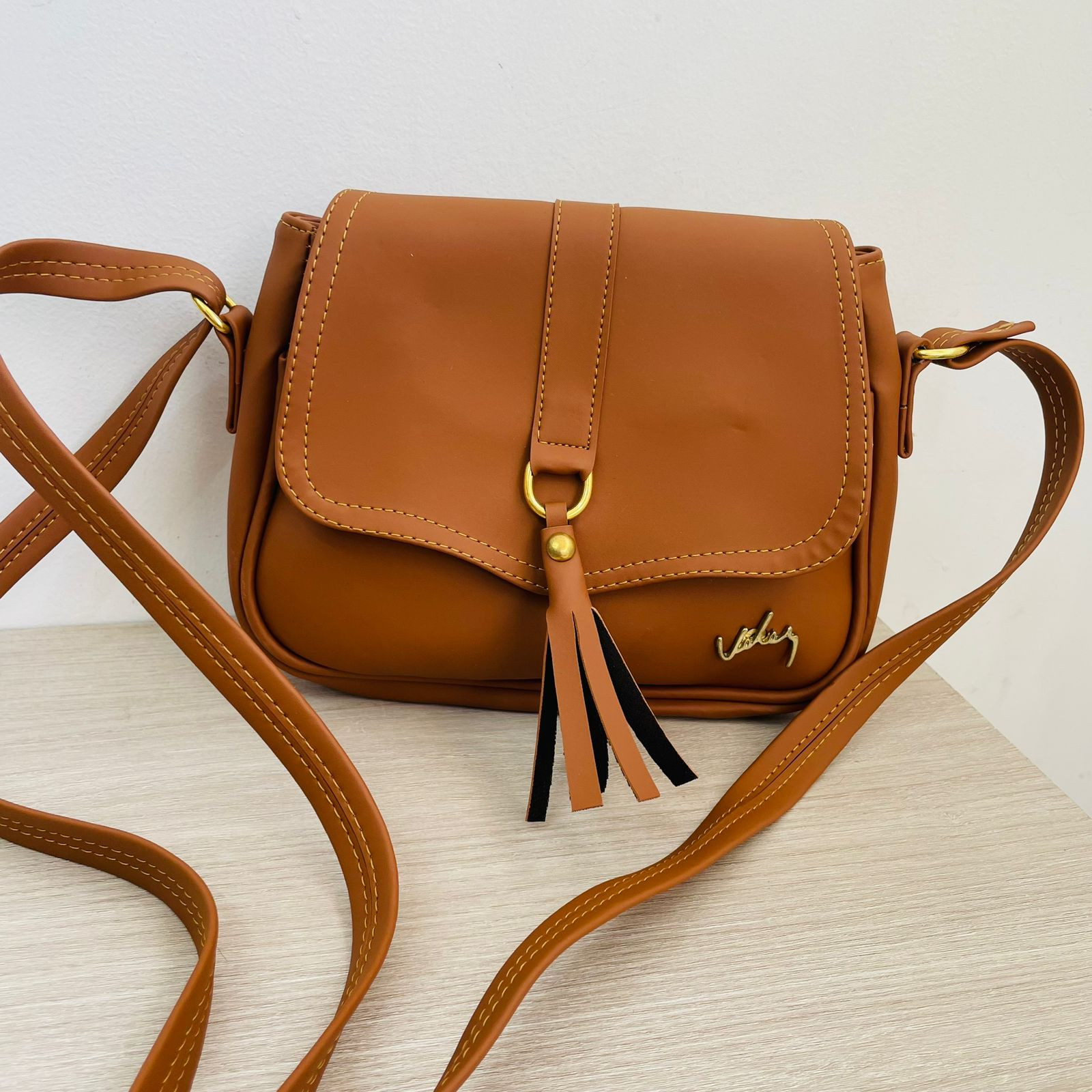 Cuero Bolso Manos Libres Mujer Velez Camelia Velez Manos Libres